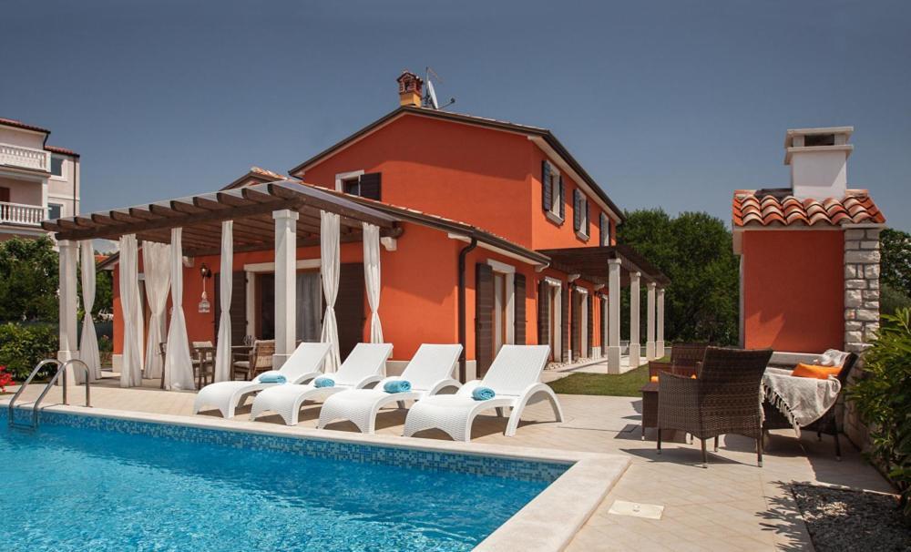 Villas Vilanija Umag Buitenkant foto